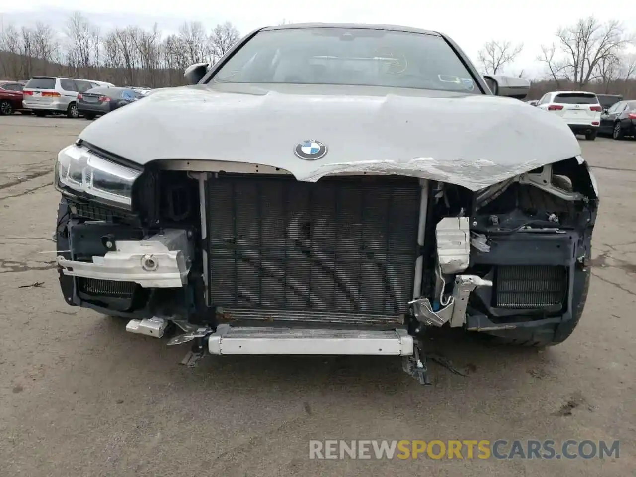 9 Photograph of a damaged car WBS83CH02MCF23021 BMW M5 2021