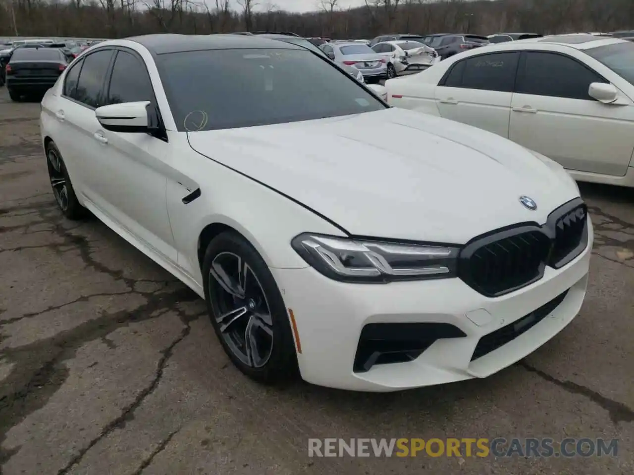 1 Photograph of a damaged car WBS83CH02MCF25948 BMW M5 2021