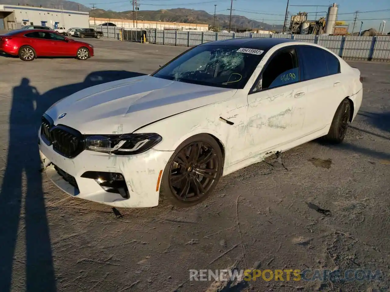 2 Photograph of a damaged car WBS83CH03MCF15445 BMW M5 2021