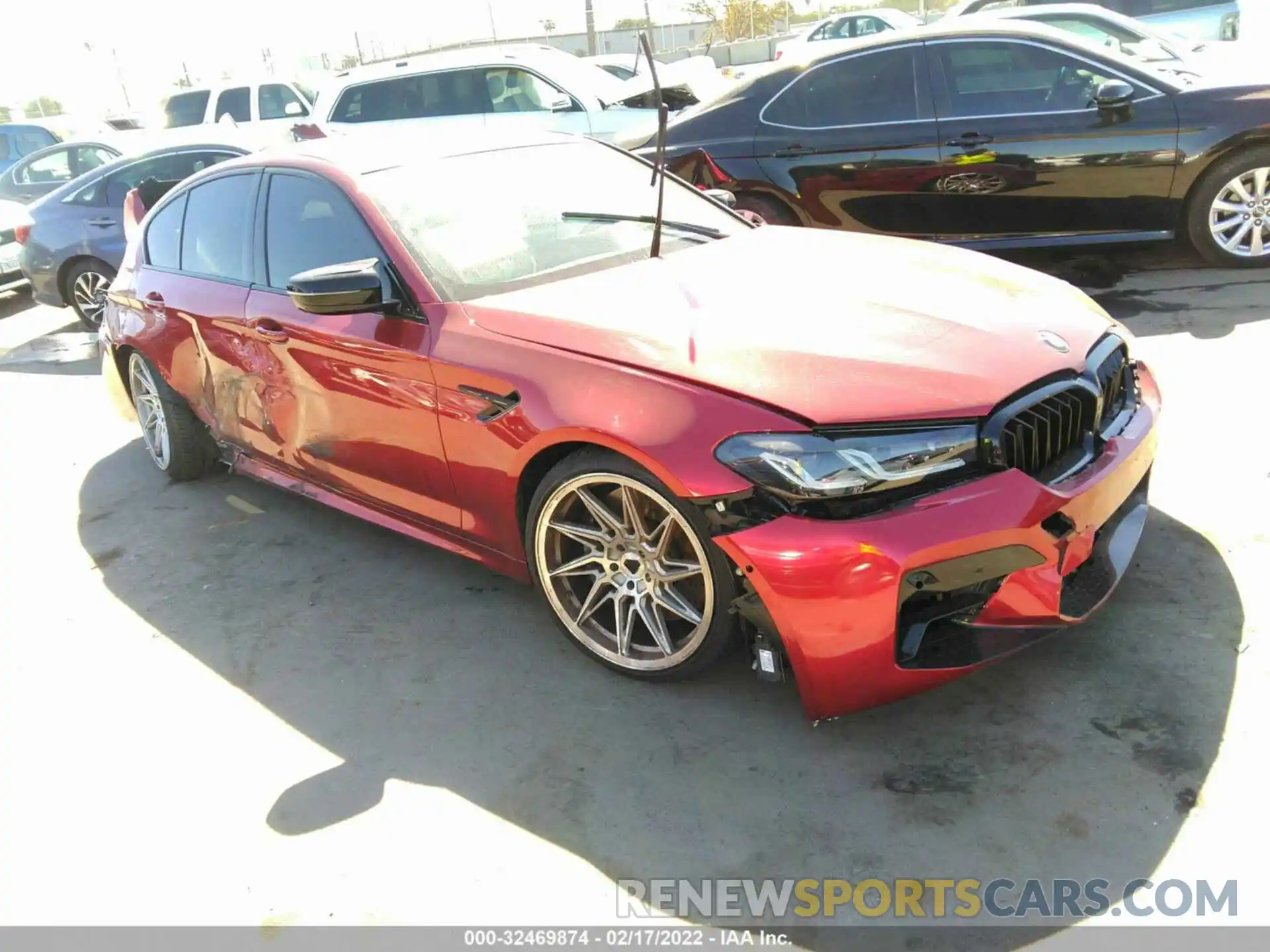 1 Photograph of a damaged car WBS83CH04MCF36000 BMW M5 2021