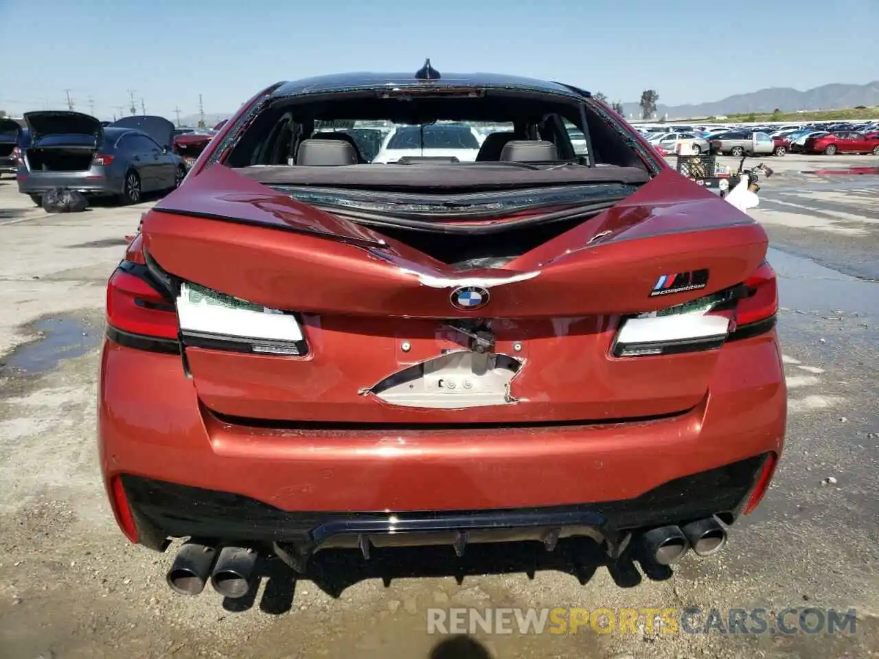 6 Photograph of a damaged car WBS83CH05MCG67260 BMW M5 2021