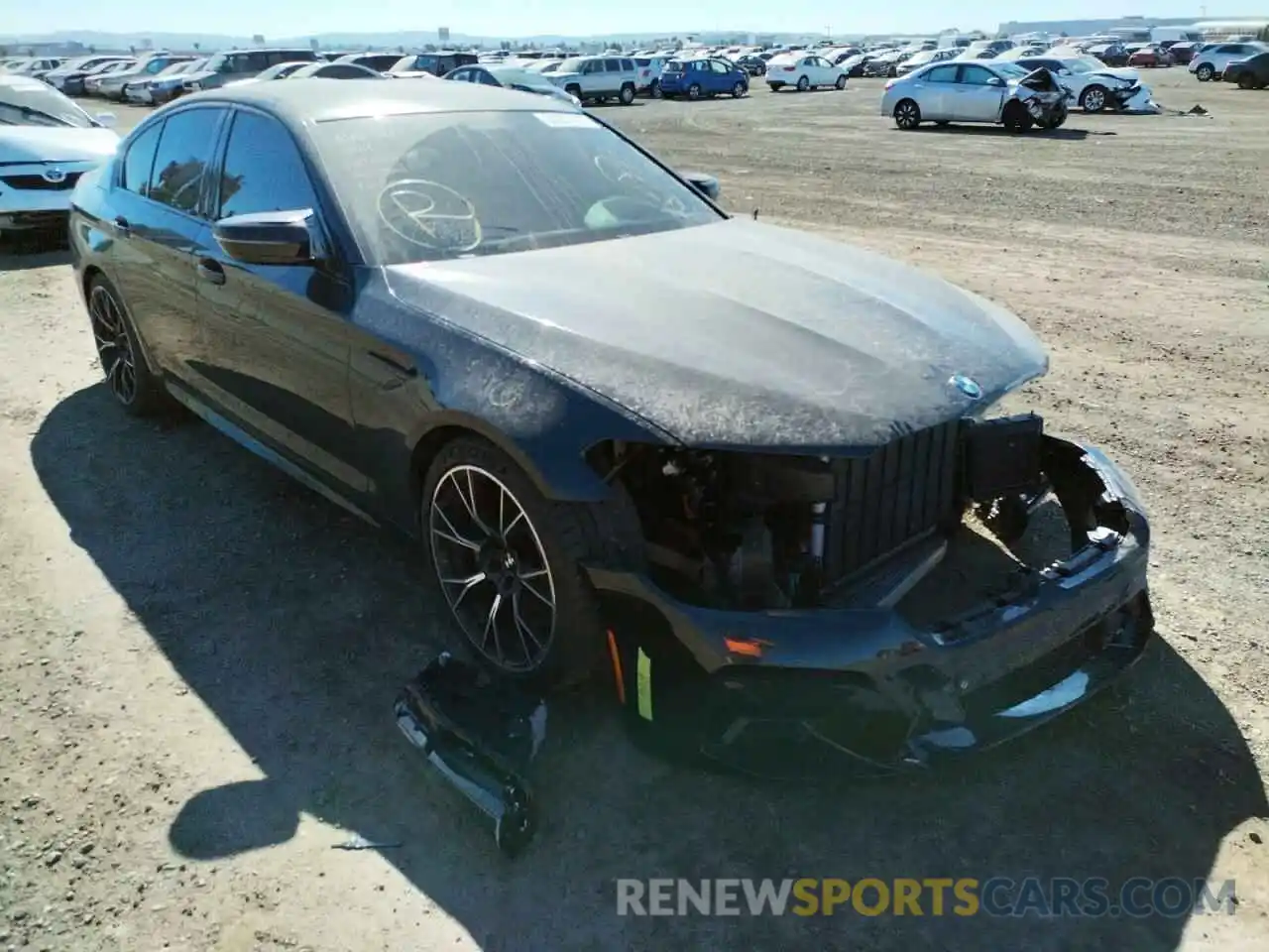 1 Photograph of a damaged car WBS83CH06MCF71119 BMW M5 2021