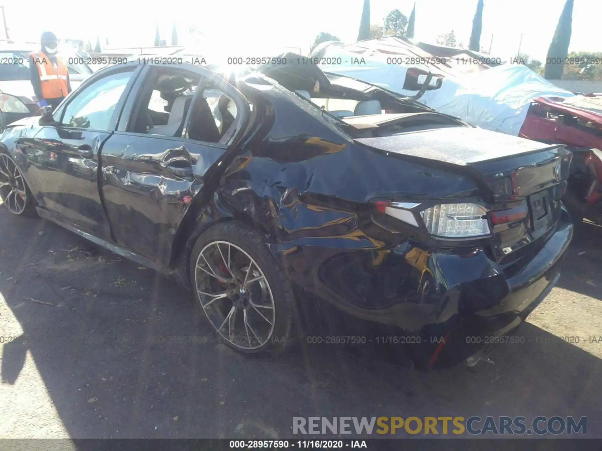 3 Фотография поврежденного автомобиля WBS83CH07MCE92249 BMW M5 2021