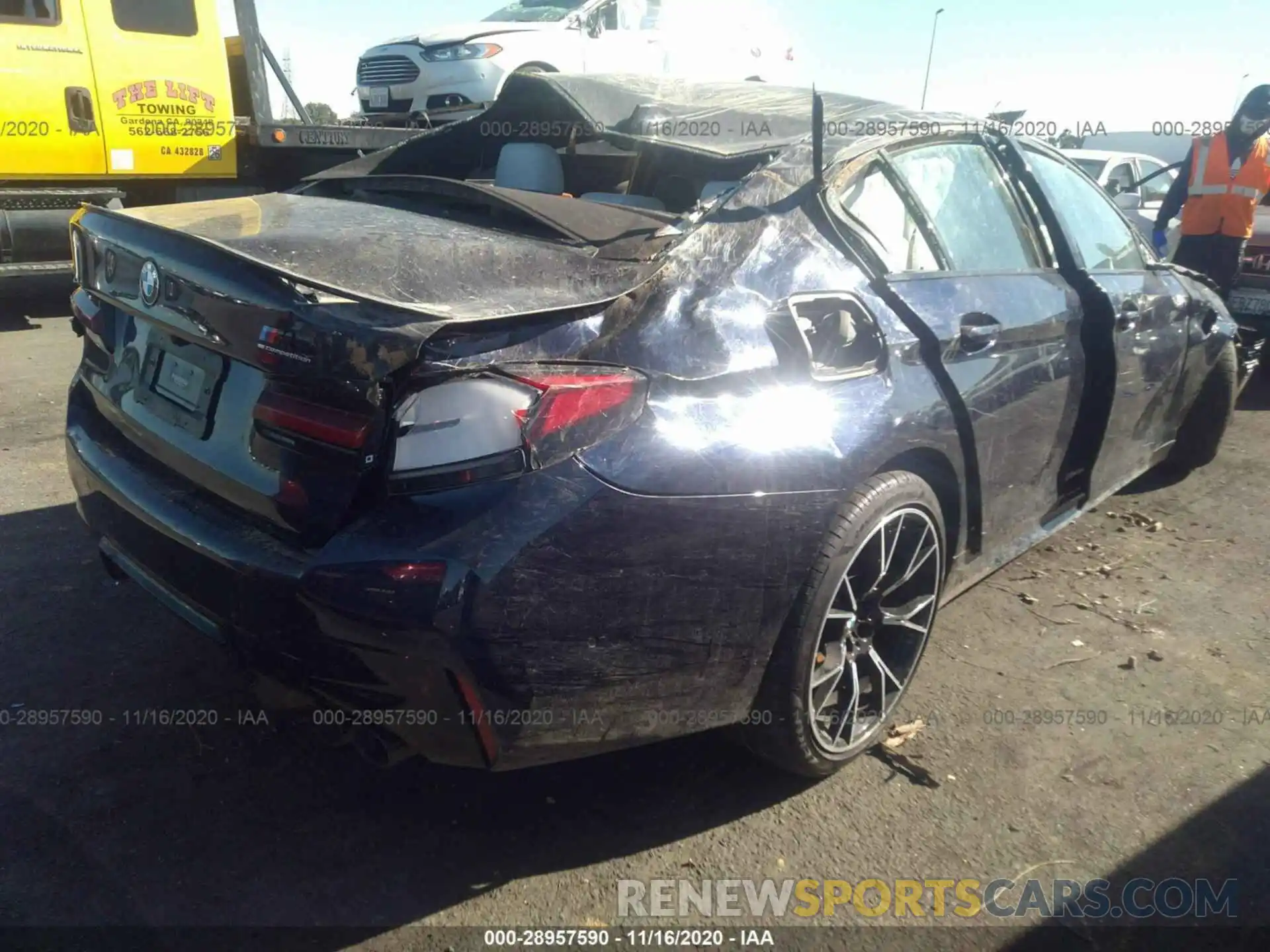 4 Фотография поврежденного автомобиля WBS83CH07MCE92249 BMW M5 2021