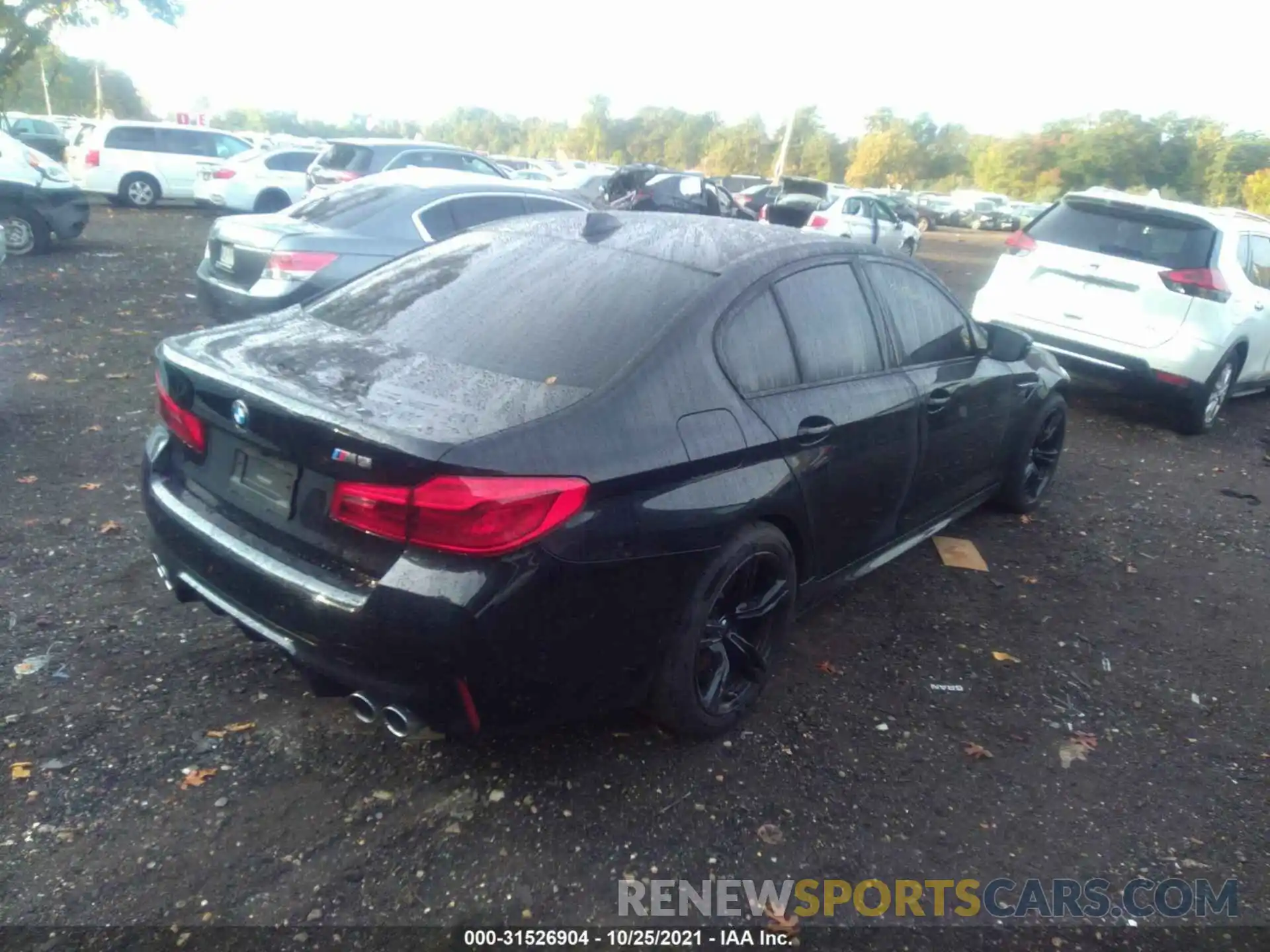 4 Photograph of a damaged car WBS83CH09MCF34517 BMW M5 2021