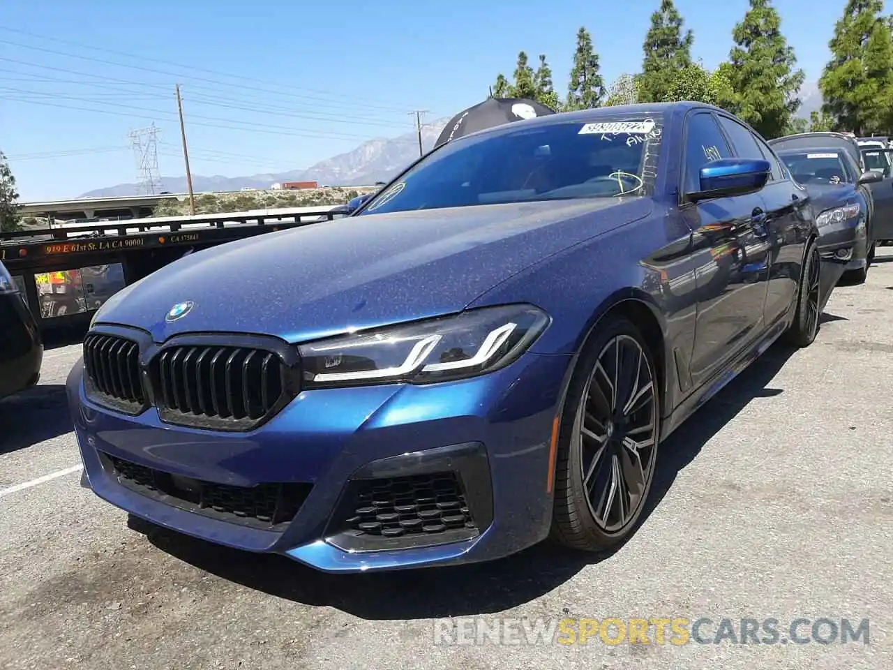 2 Photograph of a damaged car WBA13BK01NCH75174 BMW M5 2022