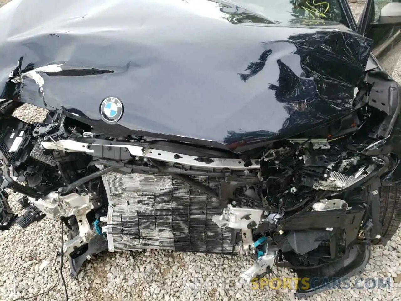 7 Photograph of a damaged car WBA13BK02NCJ65944 BMW M5 2022