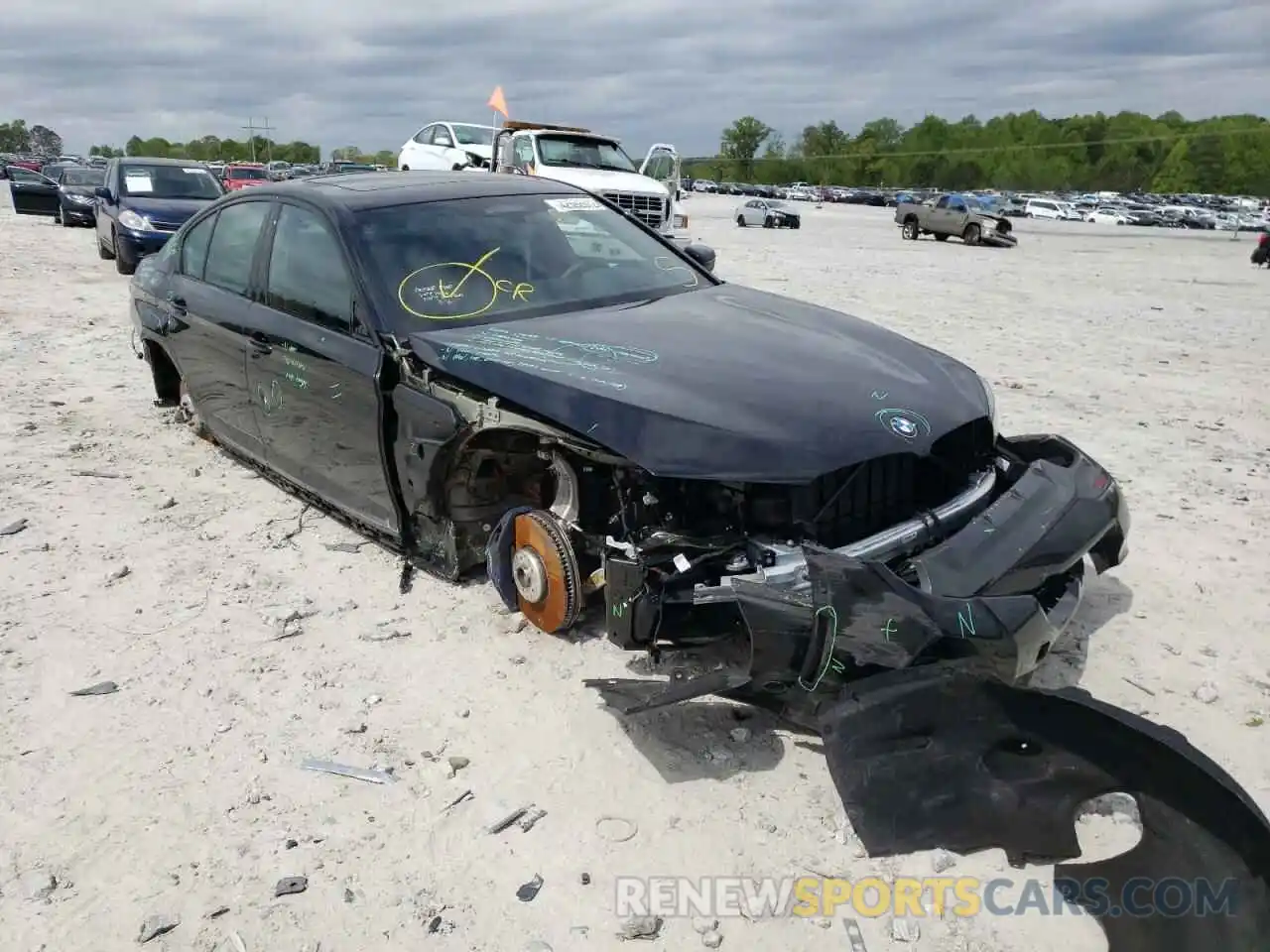 1 Photograph of a damaged car WBA13BK08NCH74491 BMW M5 2022