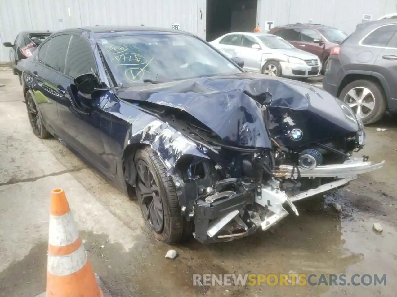 1 Photograph of a damaged car WBA13BK09NCH66464 BMW M5 2022