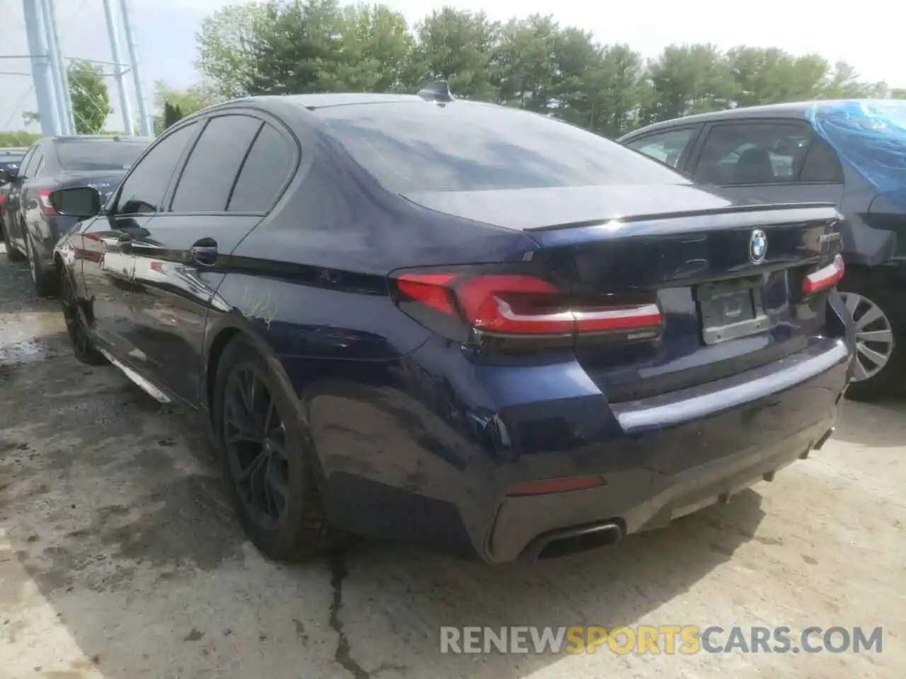 3 Photograph of a damaged car WBA13BK09NCH66464 BMW M5 2022