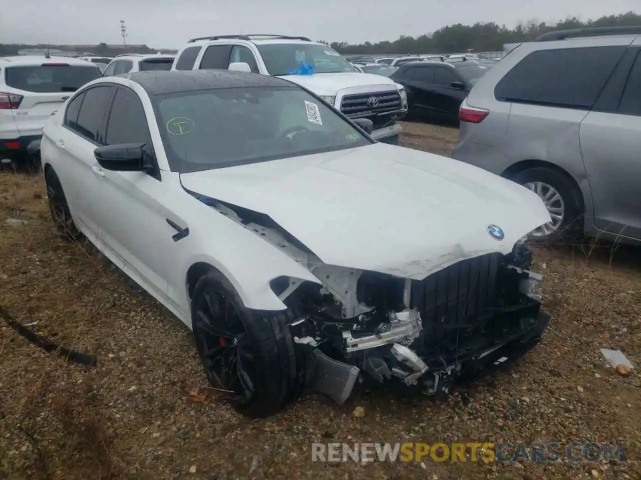 1 Photograph of a damaged car WBS83CH07NCH72531 BMW M5 2022