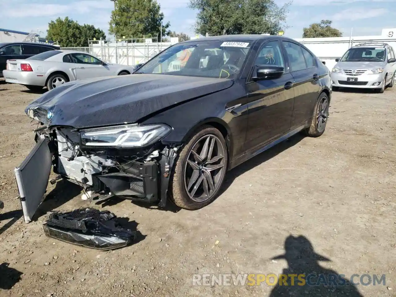 2 Photograph of a damaged car WBS83CH09NCH80582 BMW M5 2022