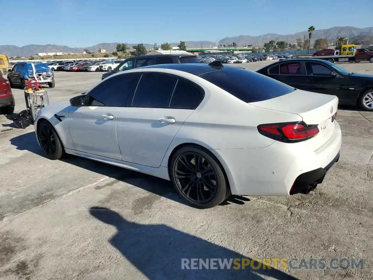 2 Photograph of a damaged car WBS83CH09PCL78724 BMW M5 2023