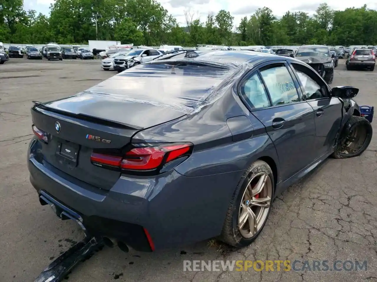 4 Photograph of a damaged car WBS73CH00NCJ05972 BMW M5 CS 2022