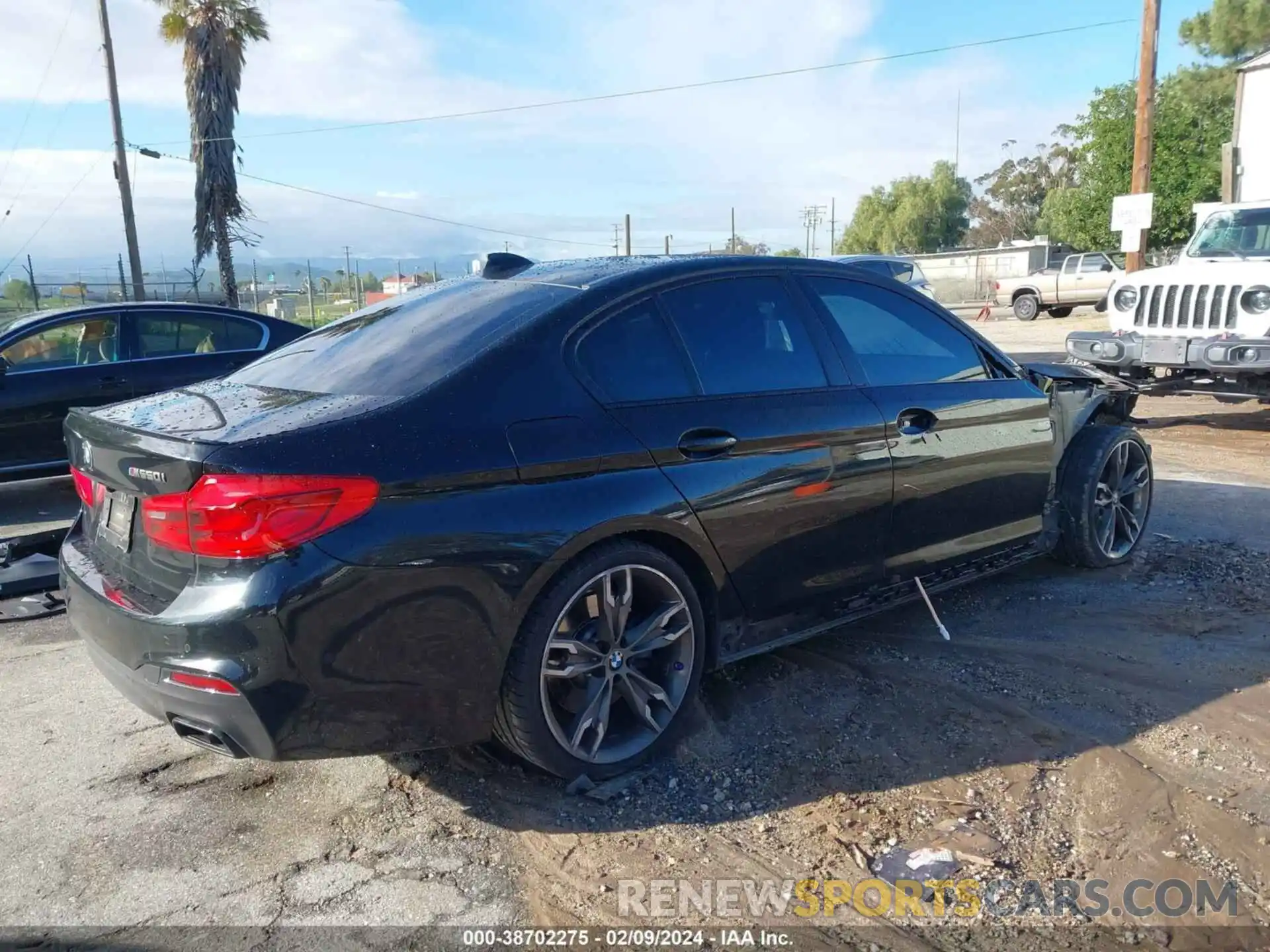 4 Photograph of a damaged car WBAJB9C59KB464323 BMW M550I 2019