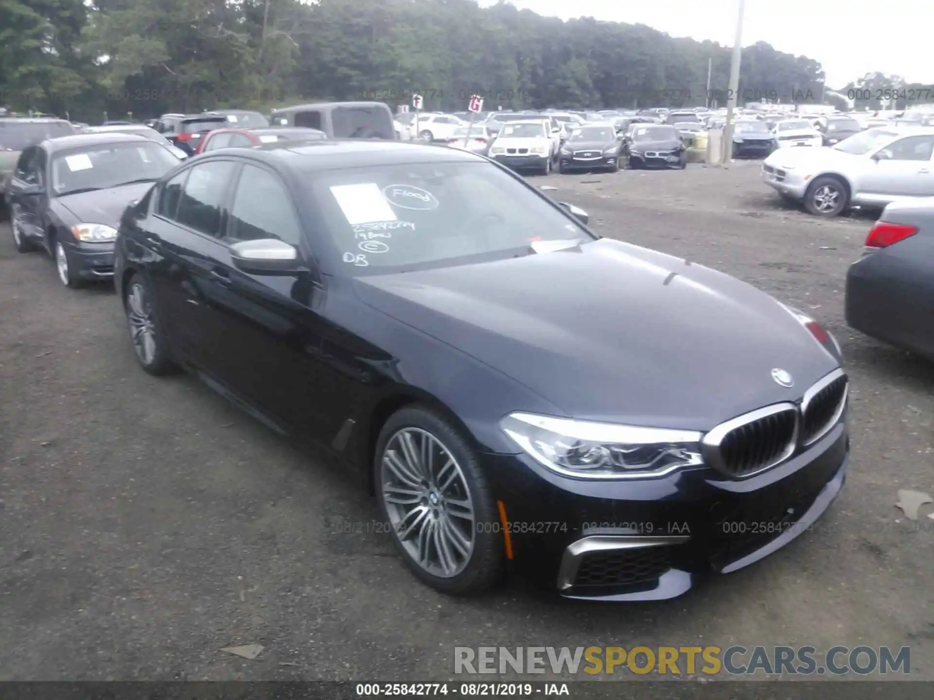 1 Photograph of a damaged car WBAJB9C51KB464932 BMW M550XI 2019