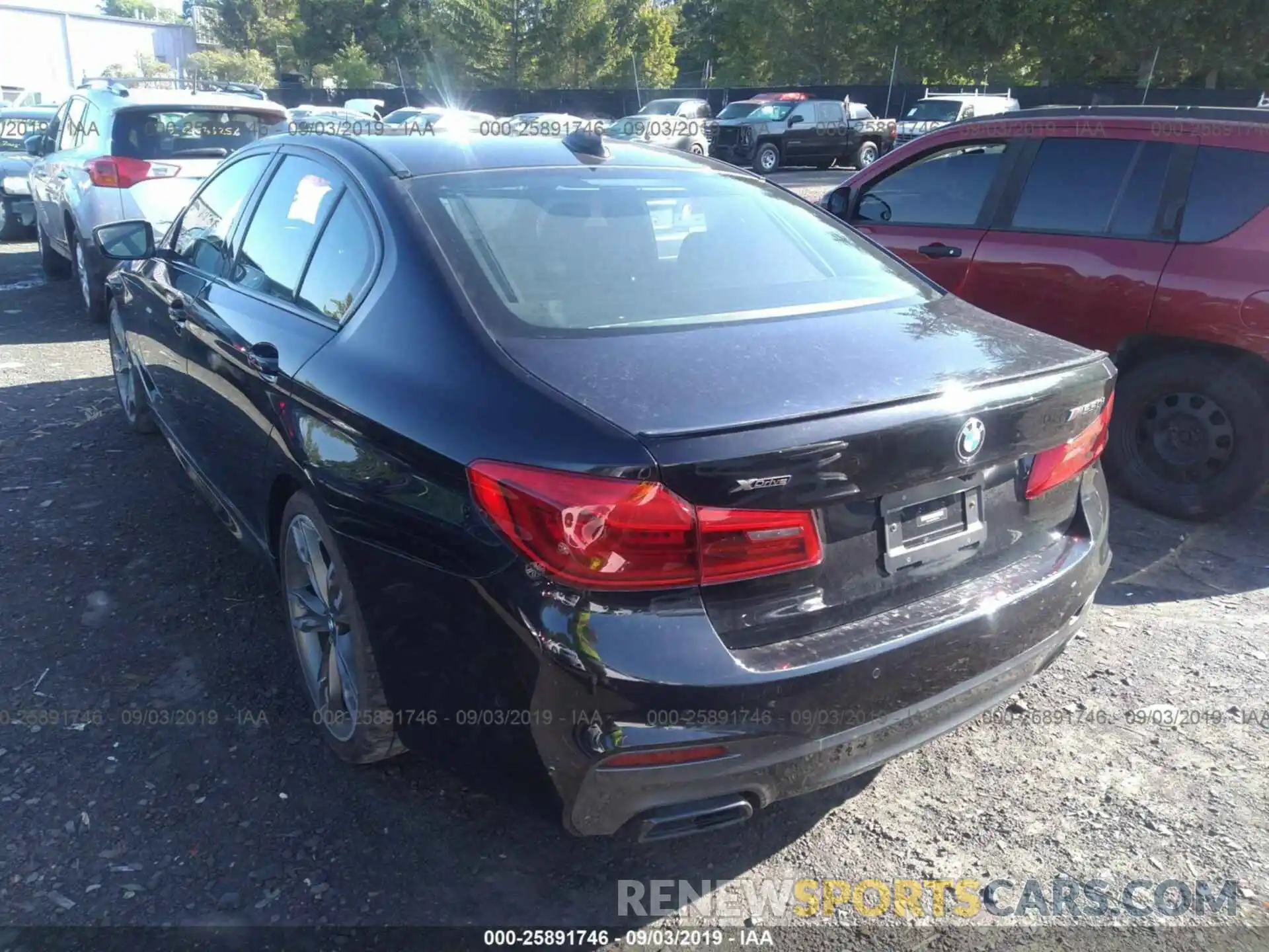 3 Photograph of a damaged car WBAJB9C53KB288014 BMW M550XI 2019