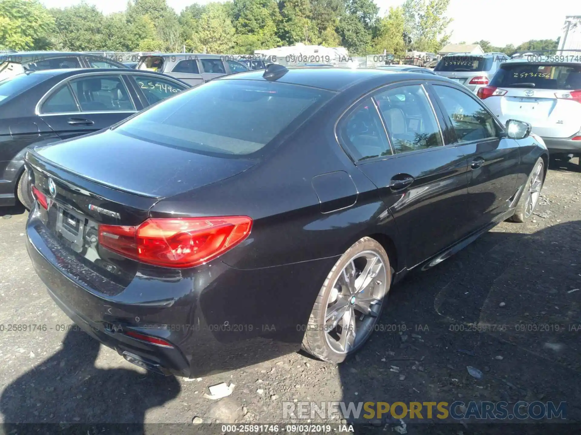 4 Photograph of a damaged car WBAJB9C53KB288014 BMW M550XI 2019