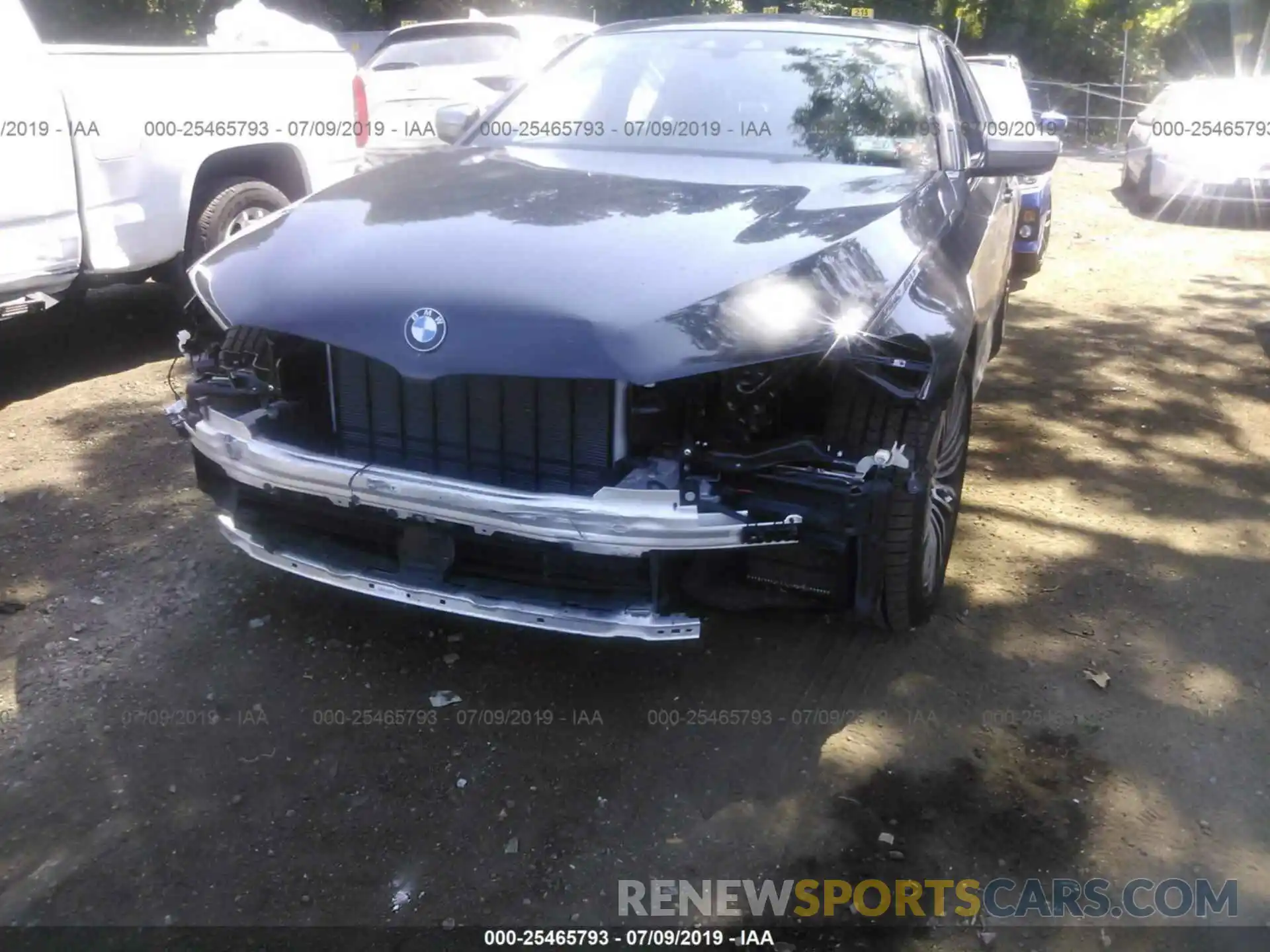 6 Photograph of a damaged car WBAJB9C55KB288838 BMW M550XI 2019