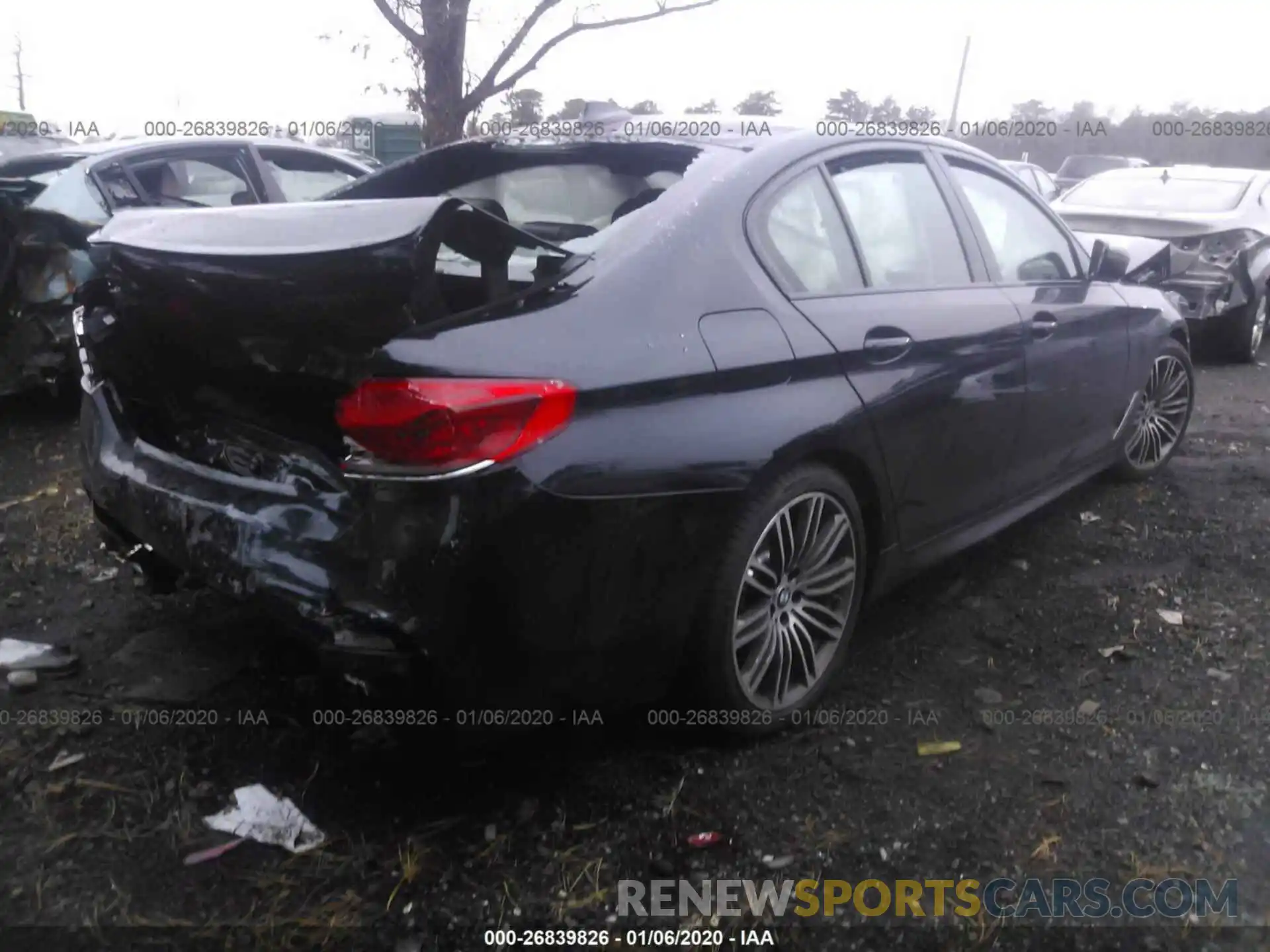 4 Photograph of a damaged car WBAJS7C03LBN96634 BMW M550XI 2020