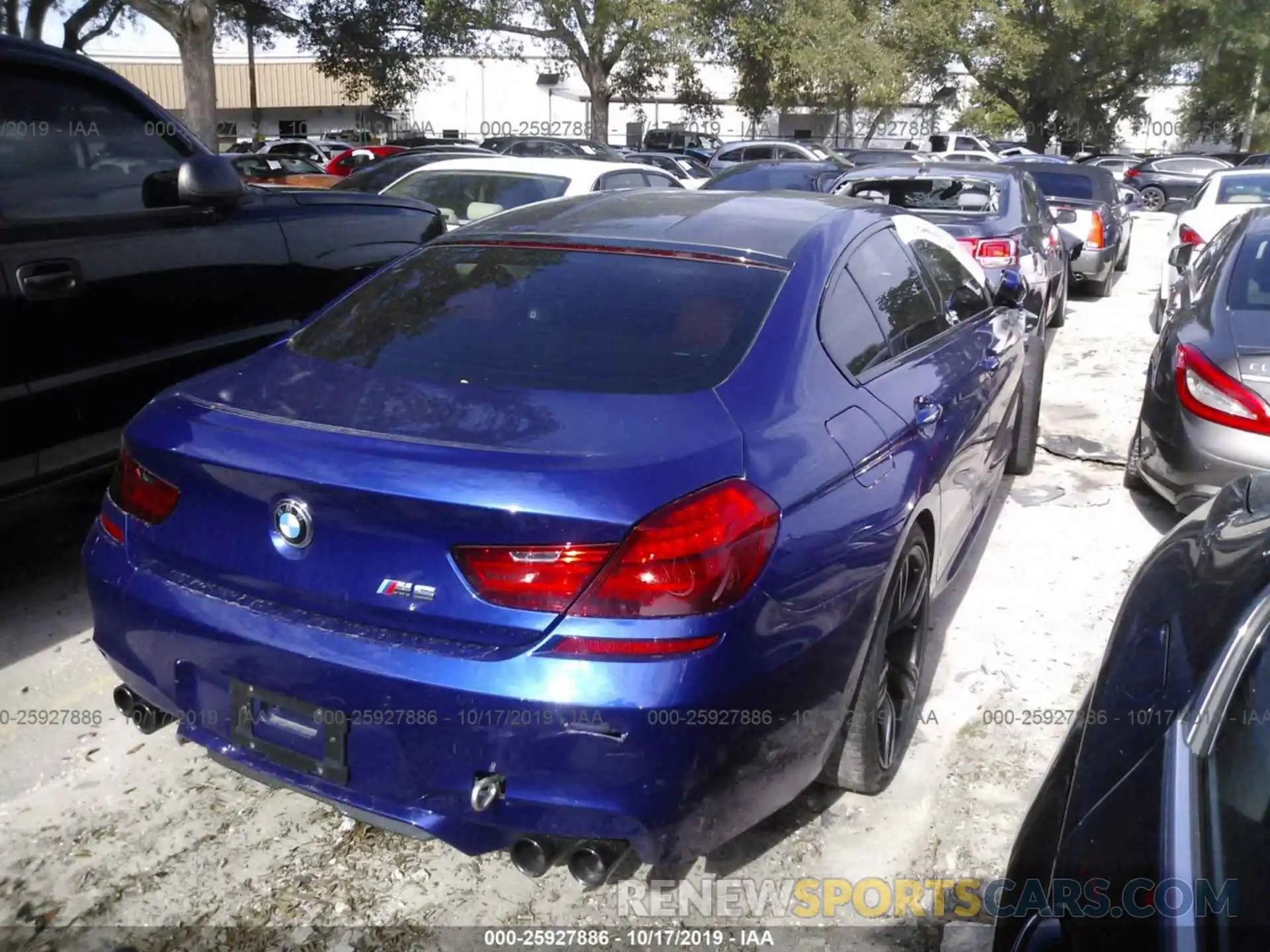 4 Photograph of a damaged car WBS6E9C51KG808383 BMW M6 2019