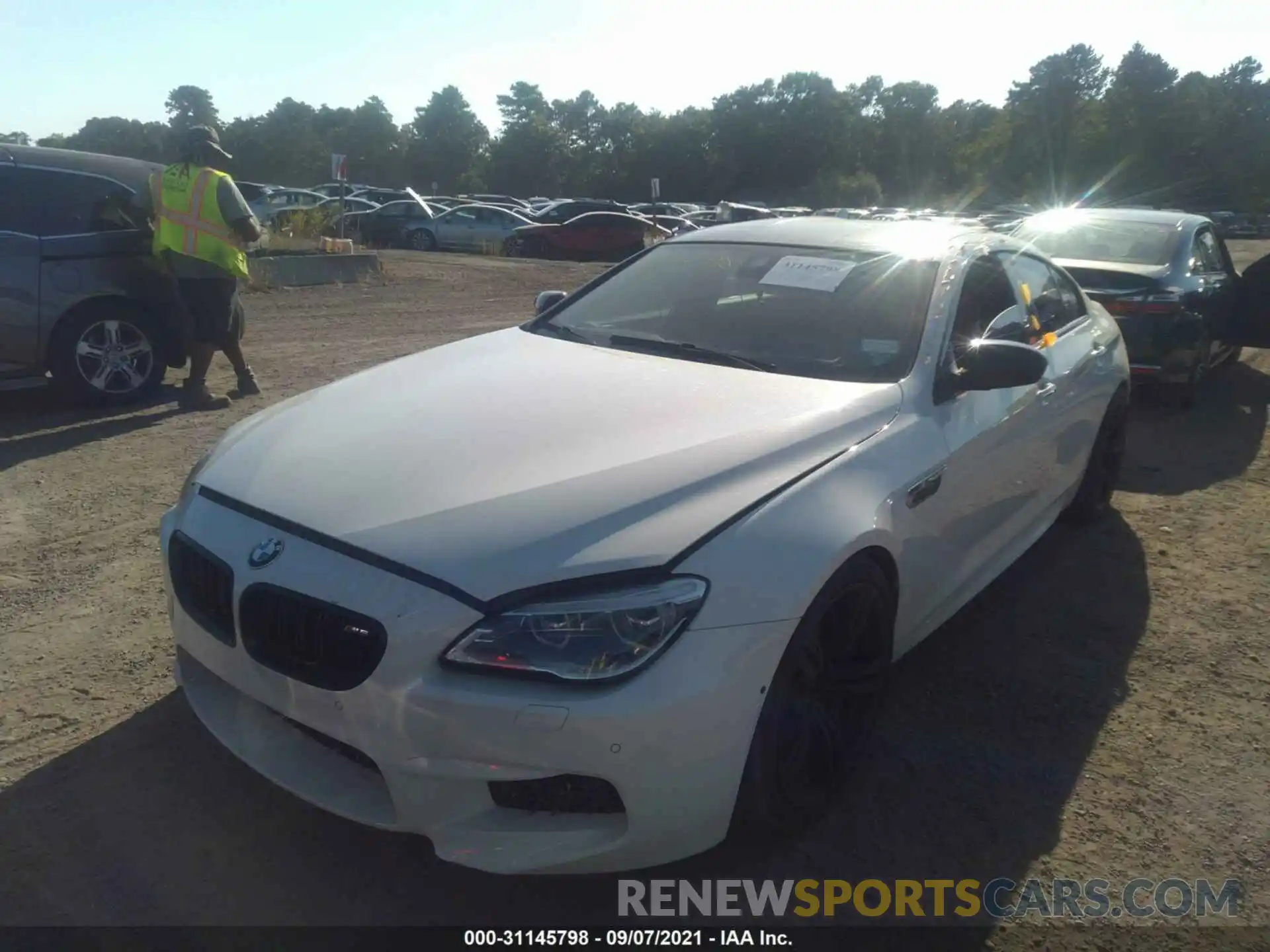 2 Photograph of a damaged car WBS6E9C58KG808476 BMW M6 2019