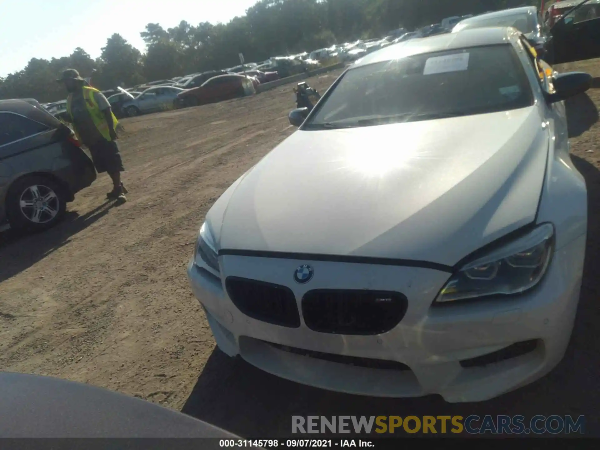 6 Photograph of a damaged car WBS6E9C58KG808476 BMW M6 2019