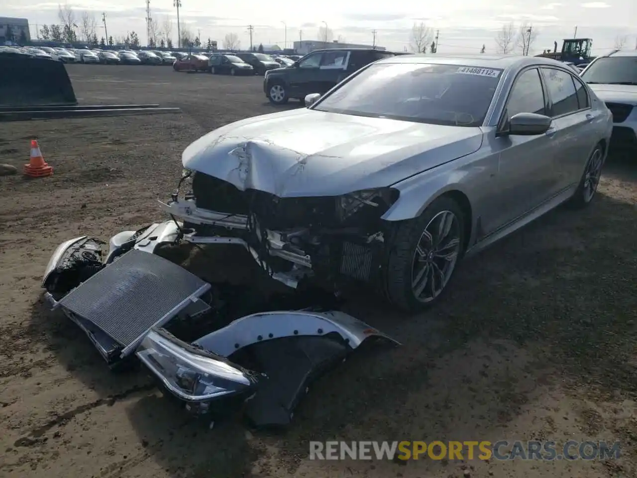 2 Photograph of a damaged car WBA7H6C54KG615093 BMW M7 2019