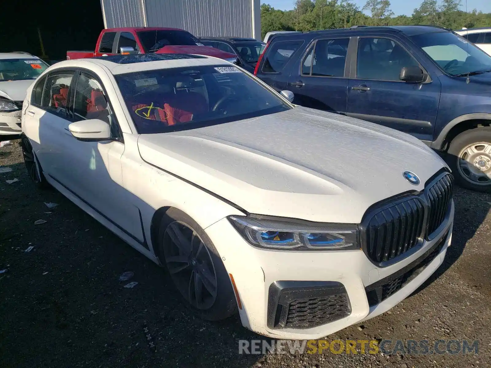 1 Photograph of a damaged car WBA7U6C03LBM62995 BMW M7 2020