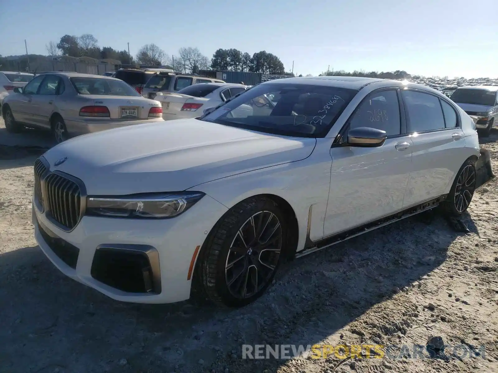 2 Photograph of a damaged car WBA7U6C08LBM63091 BMW M7 2020