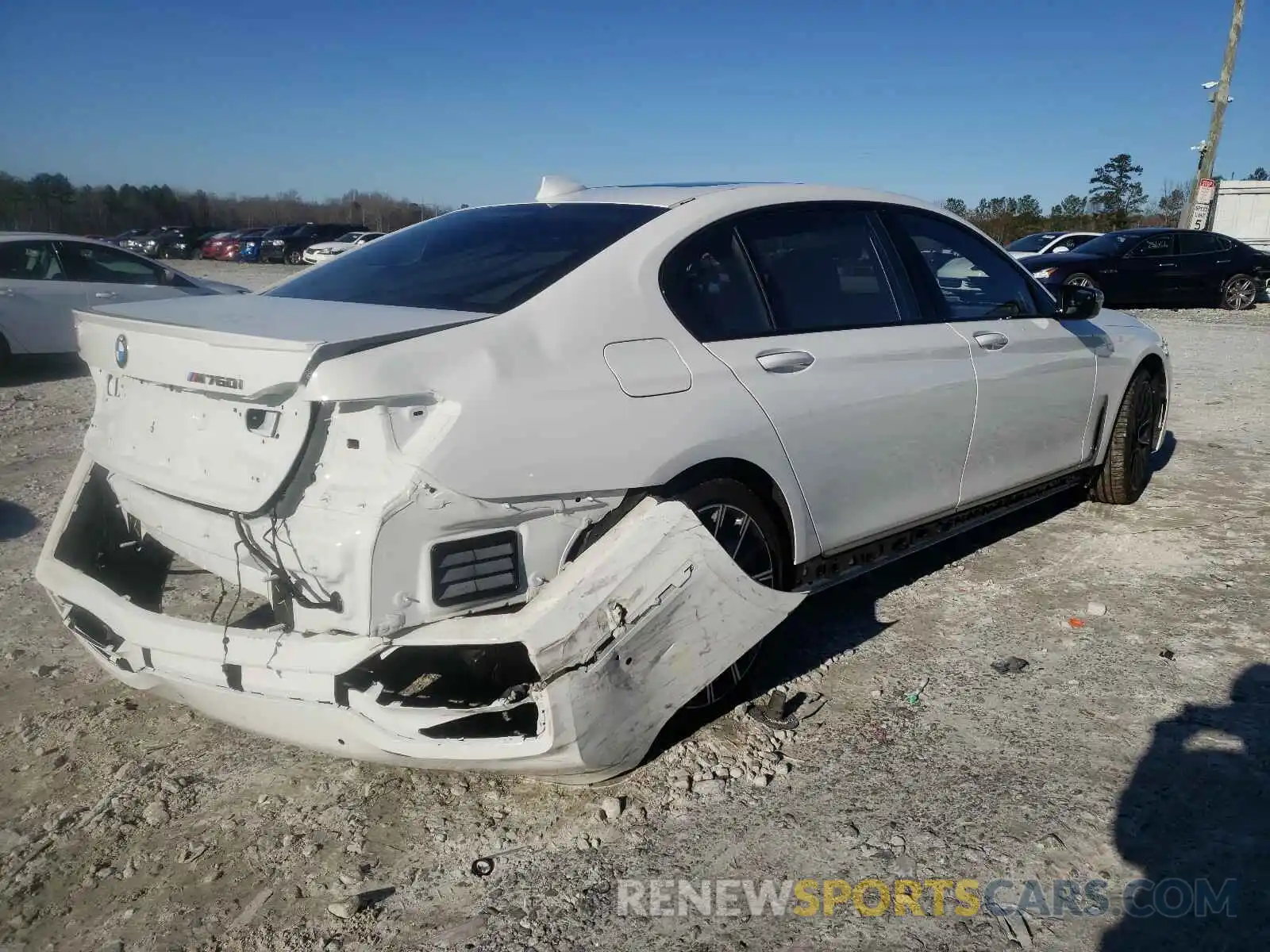 4 Photograph of a damaged car WBA7U6C08LBM63091 BMW M7 2020