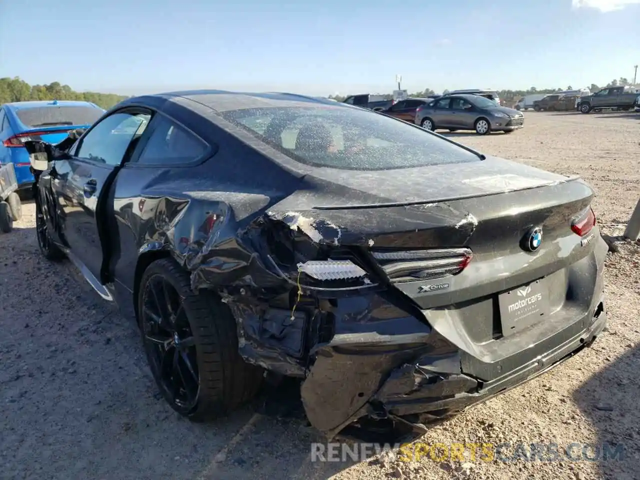 3 Photograph of a damaged car WBABC4C50KBU96016 BMW M8 2019