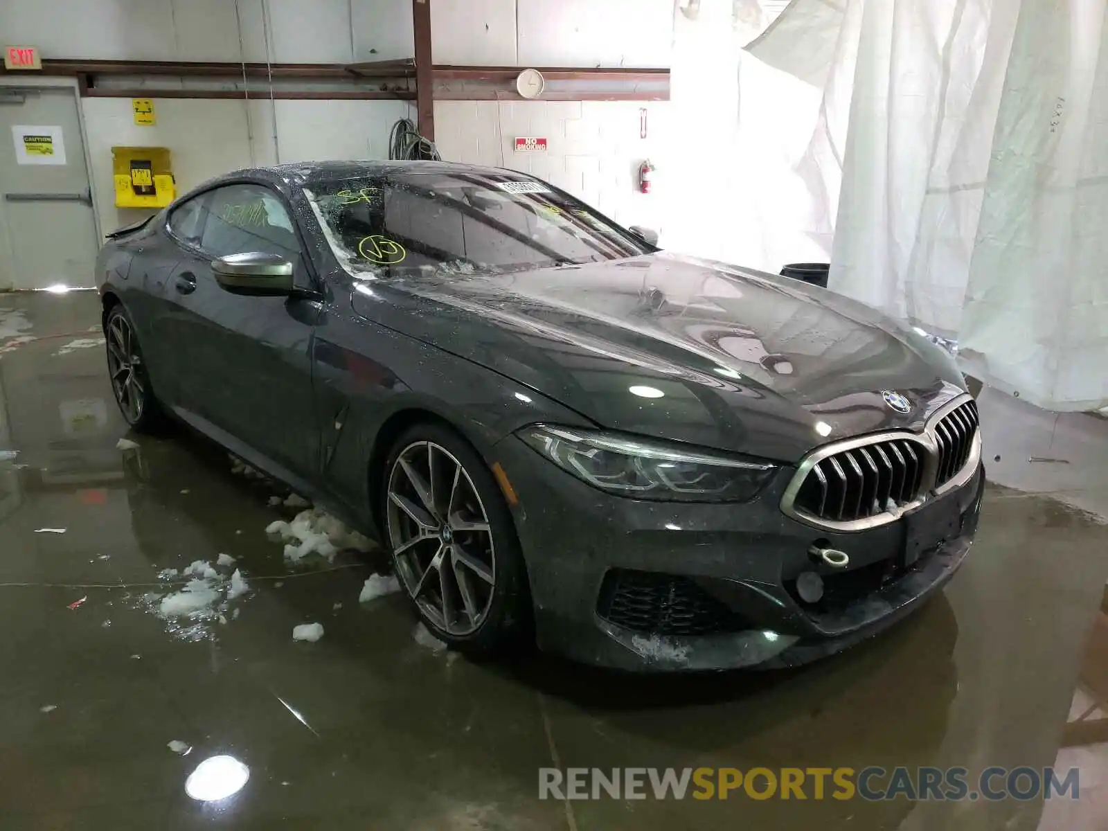 1 Photograph of a damaged car WBABC4C52KBU95997 BMW M8 2019