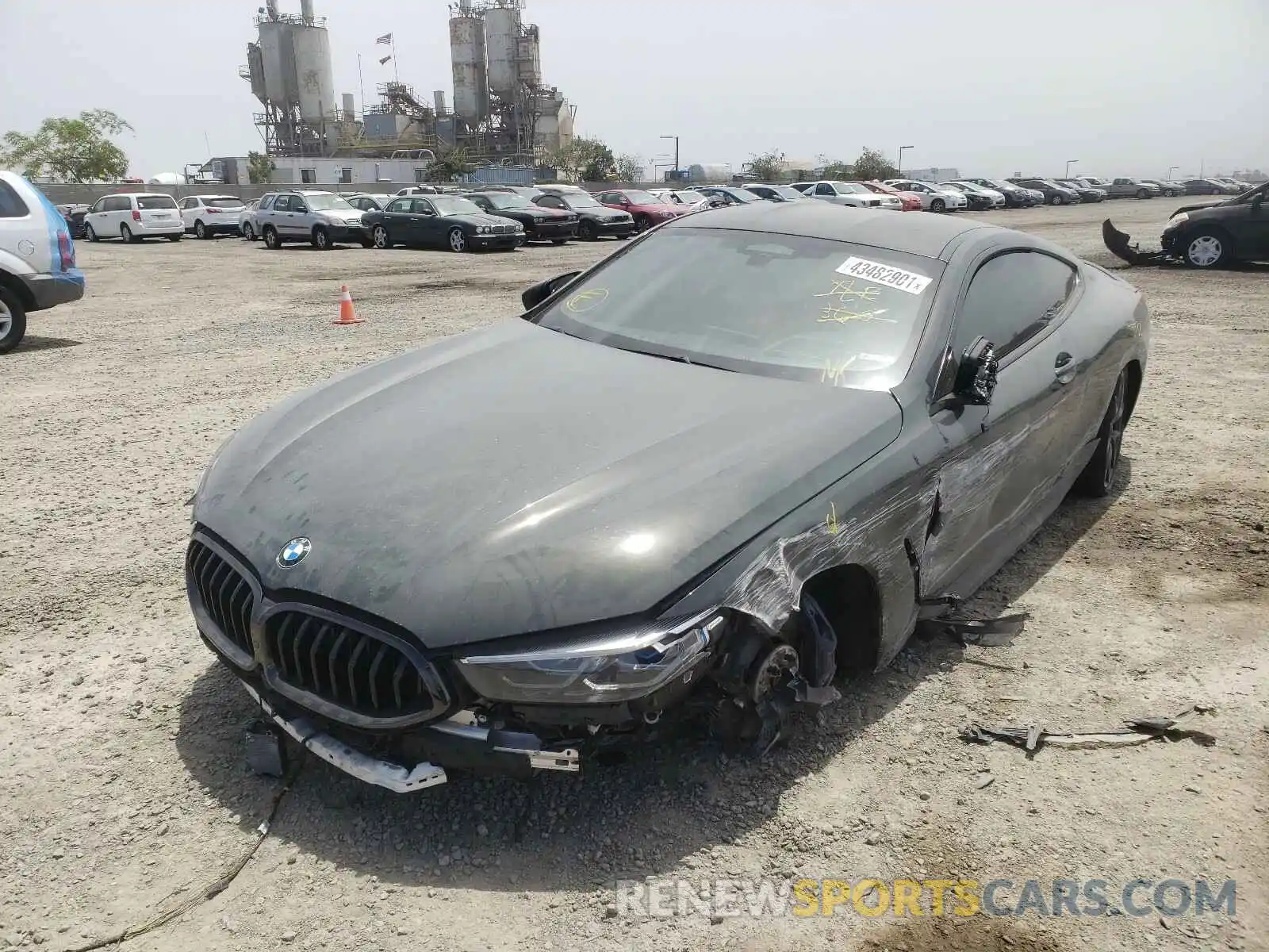 2 Фотография поврежденного автомобиля WBABC4C53KBU95815 BMW M8 2019
