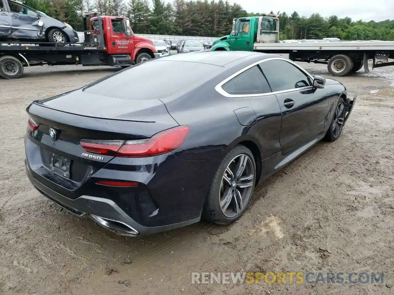 4 Photograph of a damaged car WBABC4C53KBU96656 BMW M8 2019