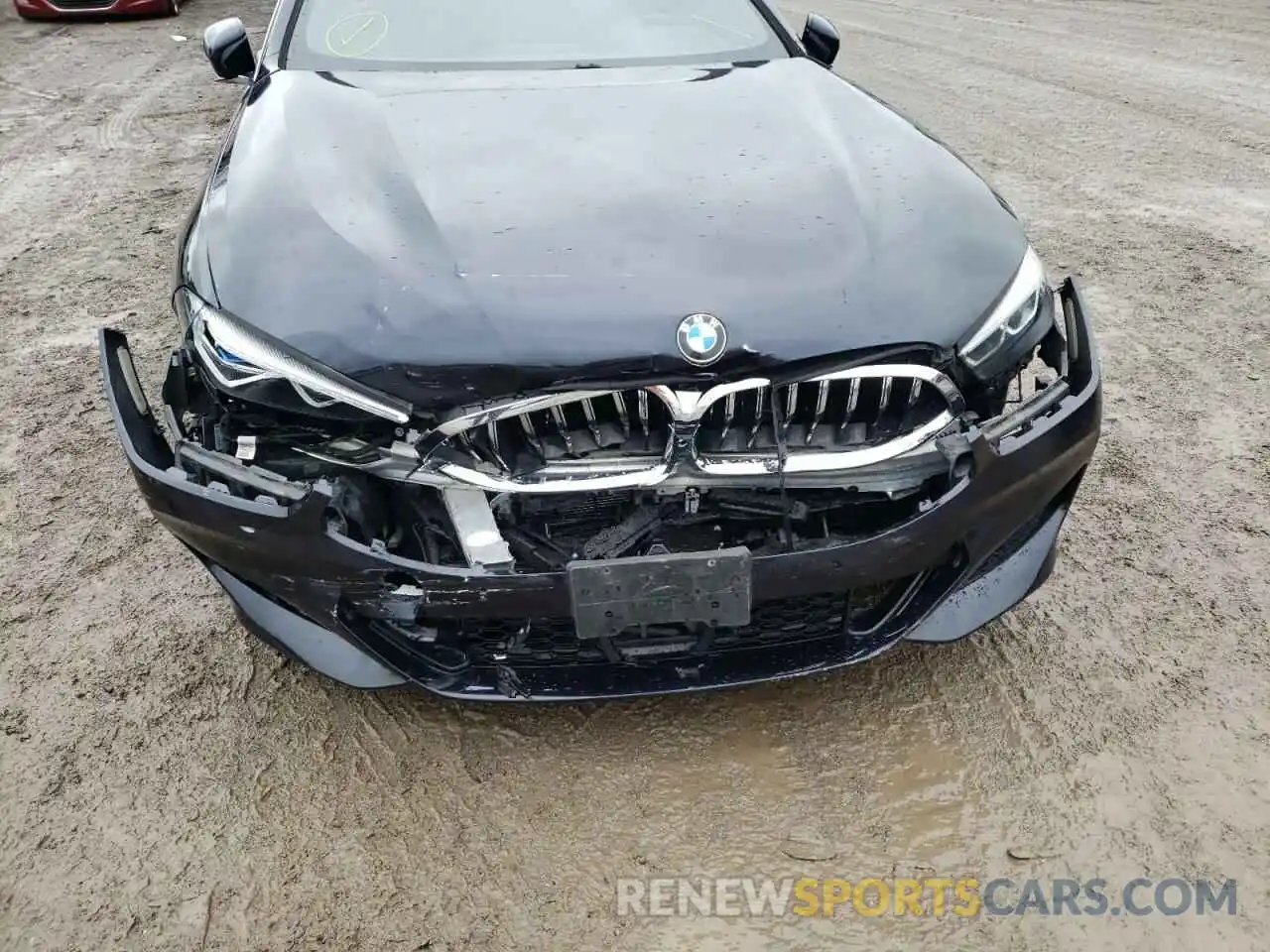 9 Photograph of a damaged car WBABC4C53KBU96656 BMW M8 2019