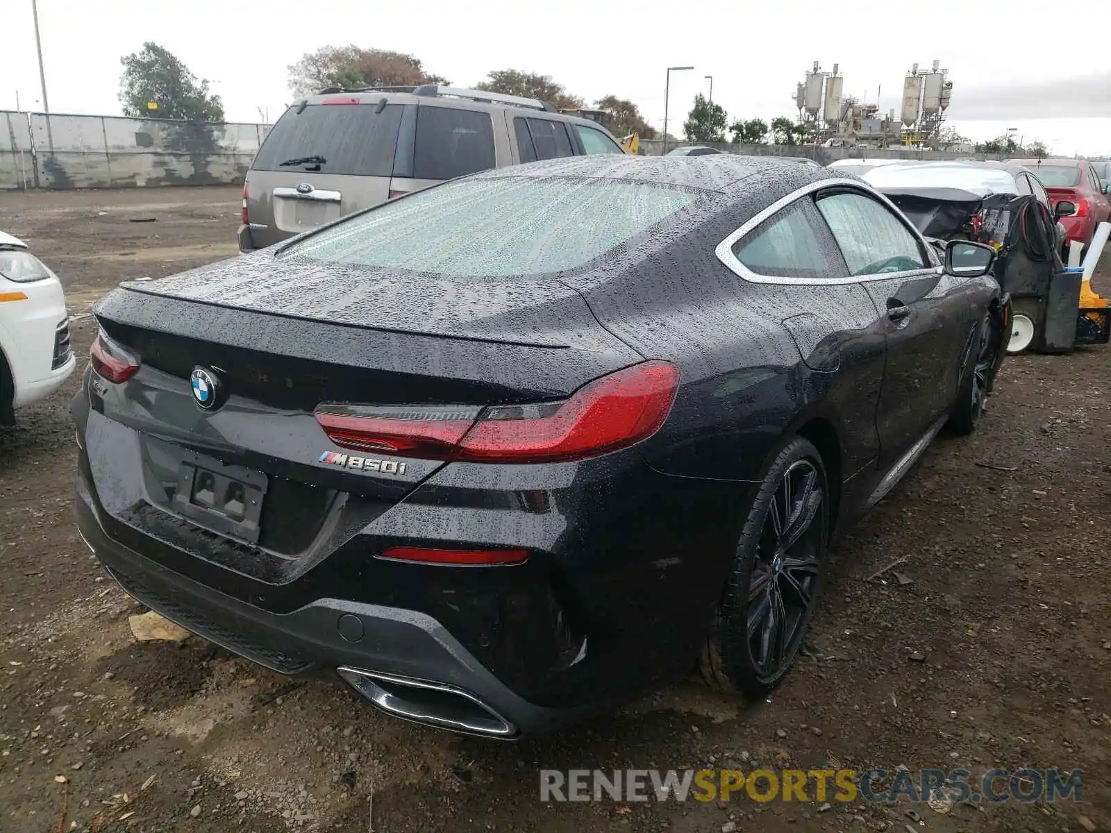 4 Photograph of a damaged car WBABC4C55KBU95931 BMW M8 2019