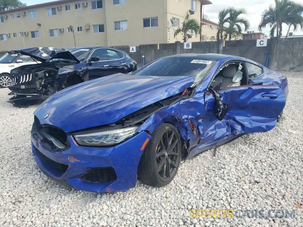 2 Photograph of a damaged car WBABC4C56KBJ35700 BMW M8 2019