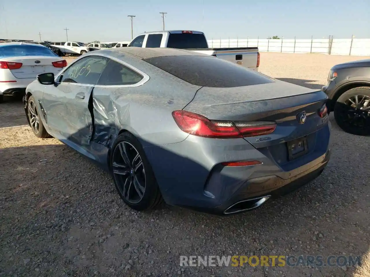 3 Photograph of a damaged car WBABC4C57KBJ35642 BMW M8 2019