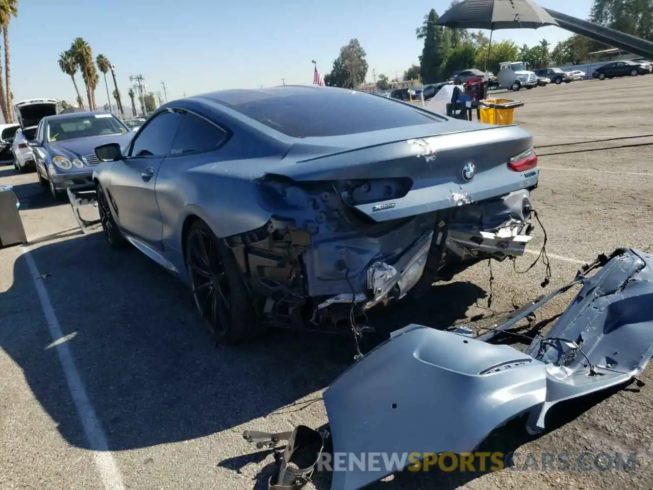 3 Photograph of a damaged car WBABC4C57KBU96868 BMW M8 2019