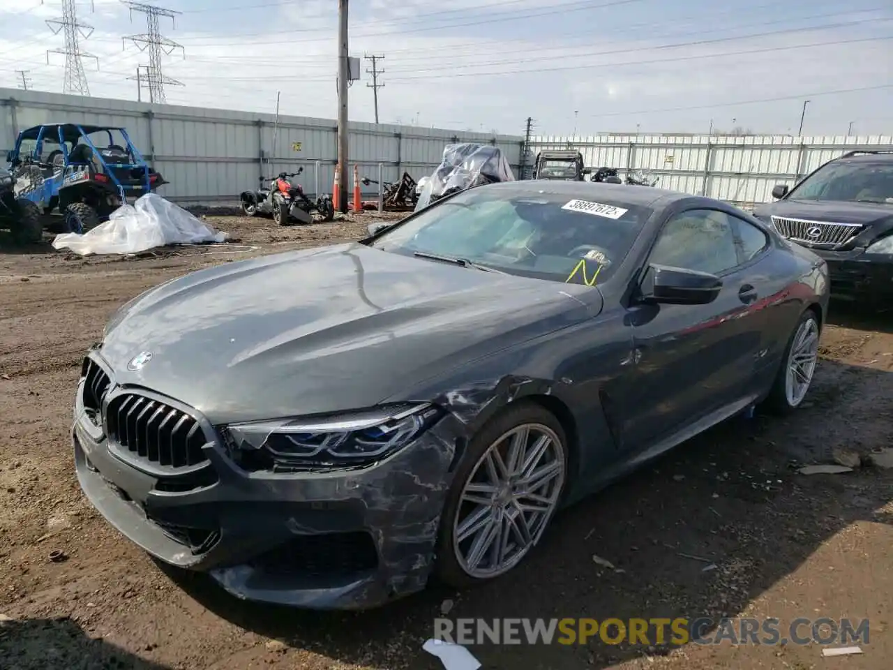 2 Photograph of a damaged car WBABC4C5XKBU96072 BMW M8 2019