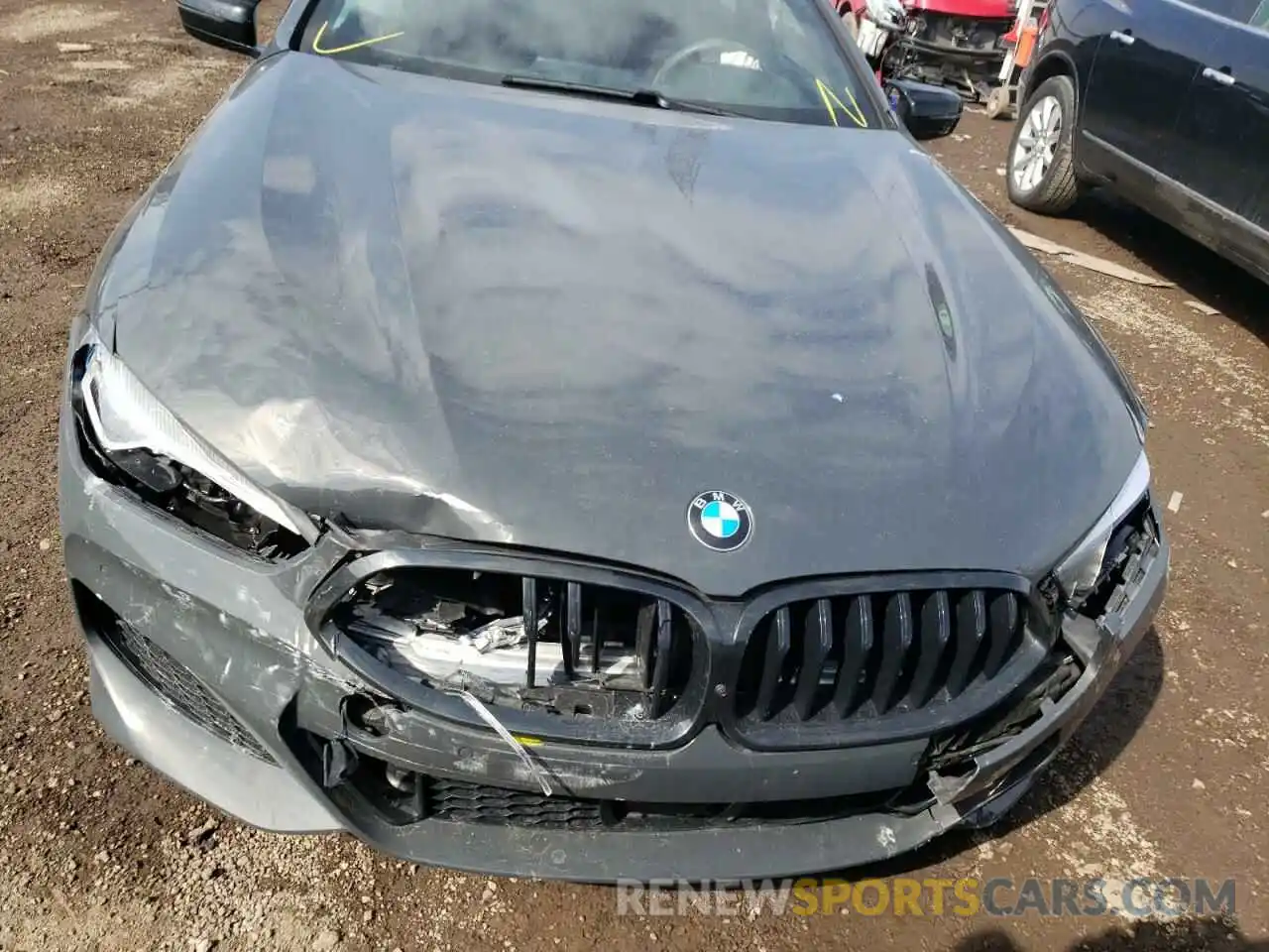 9 Photograph of a damaged car WBABC4C5XKBU96072 BMW M8 2019