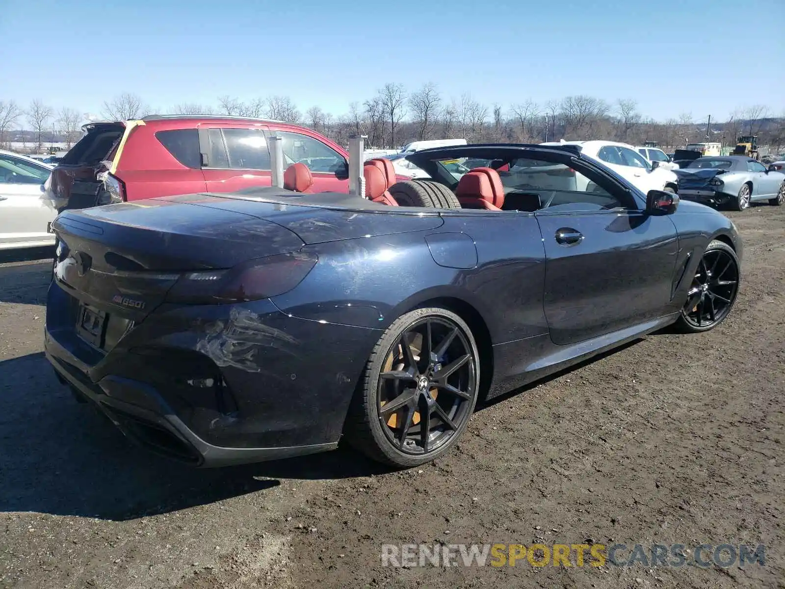 4 Photograph of a damaged car WBAFY4C52KBX29543 BMW M8 2019