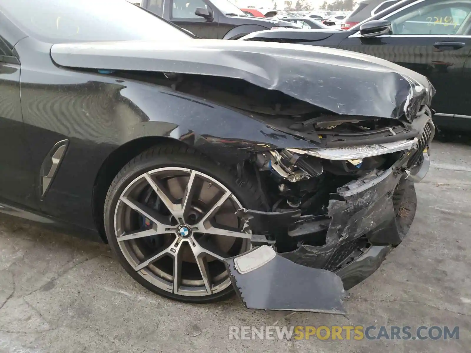 9 Photograph of a damaged car WBAFY4C57KBX39243 BMW M8 2019