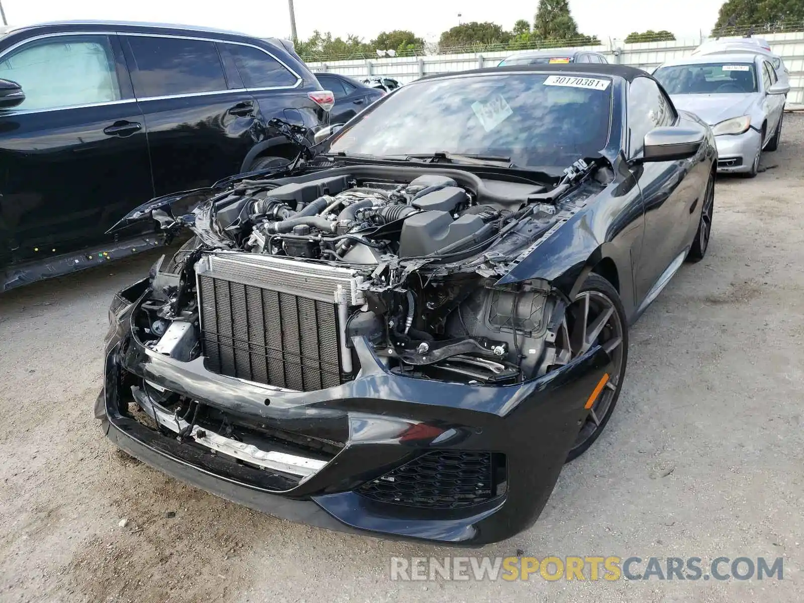 2 Photograph of a damaged car WBAFY4C58KBX39266 BMW M8 2019