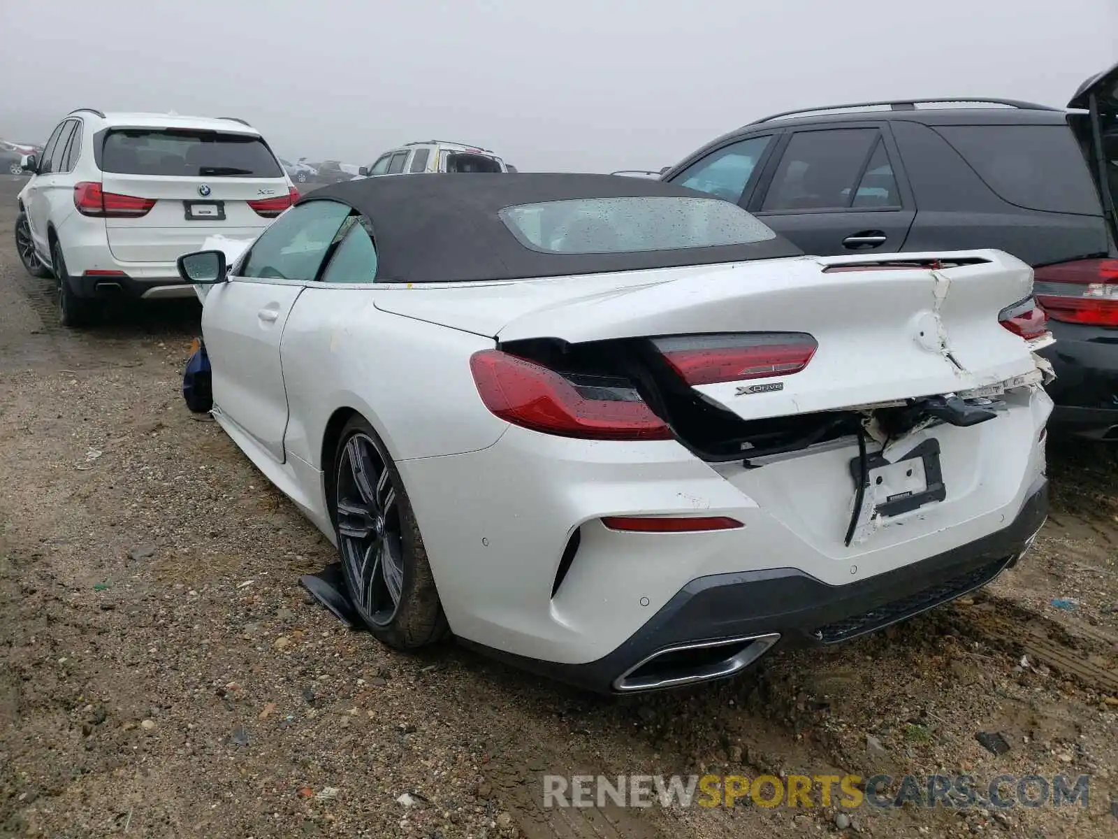 3 Photograph of a damaged car WBAFY4C59KBX39521 BMW M8 2019