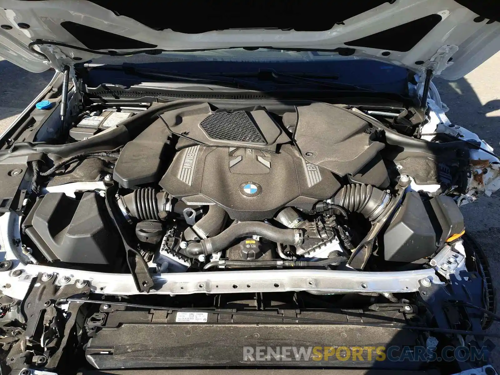 7 Photograph of a damaged car WBAFY4C59KBX39521 BMW M8 2019