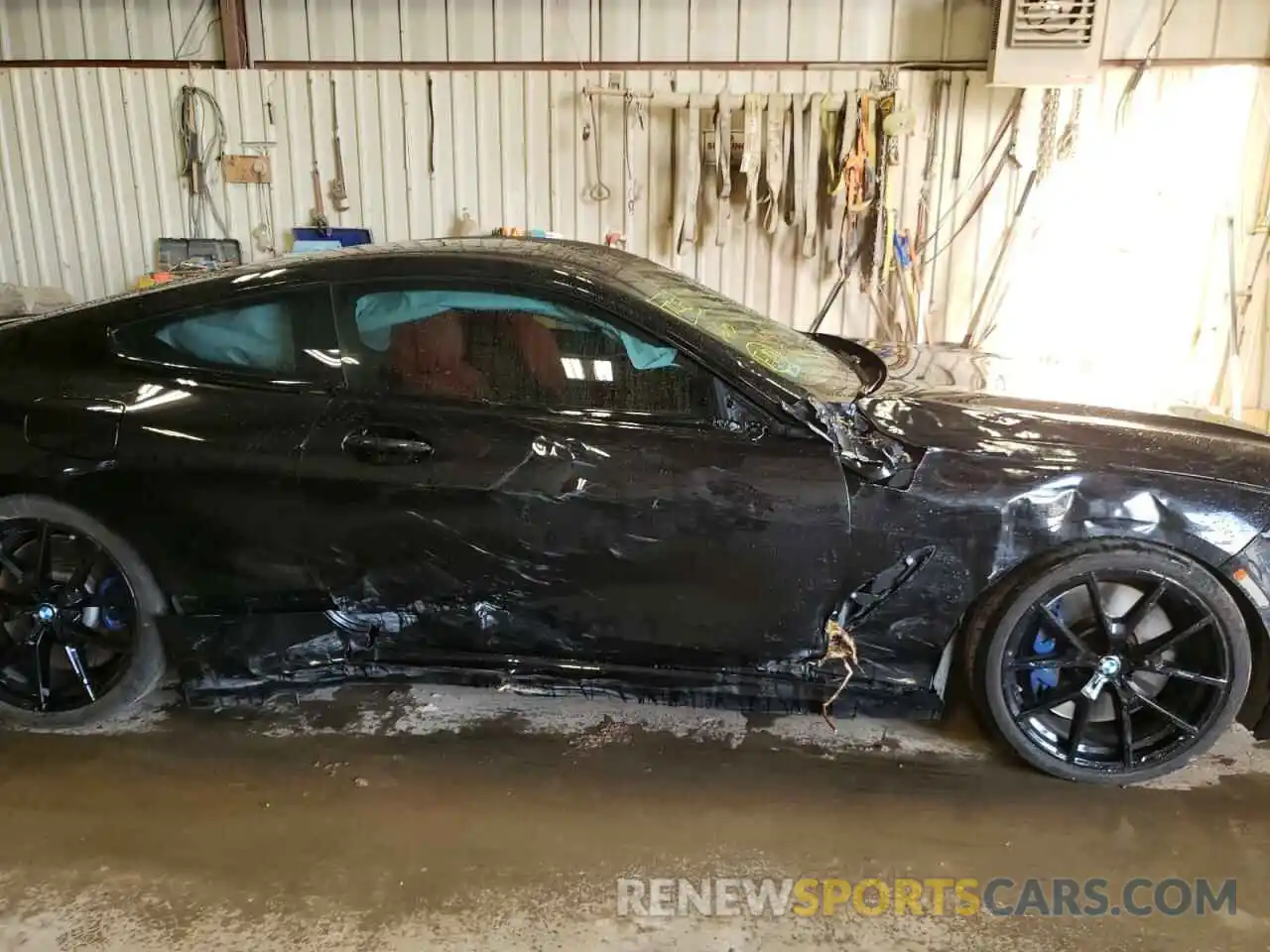 9 Photograph of a damaged car WBABC4C05LBU96972 BMW M8 2020