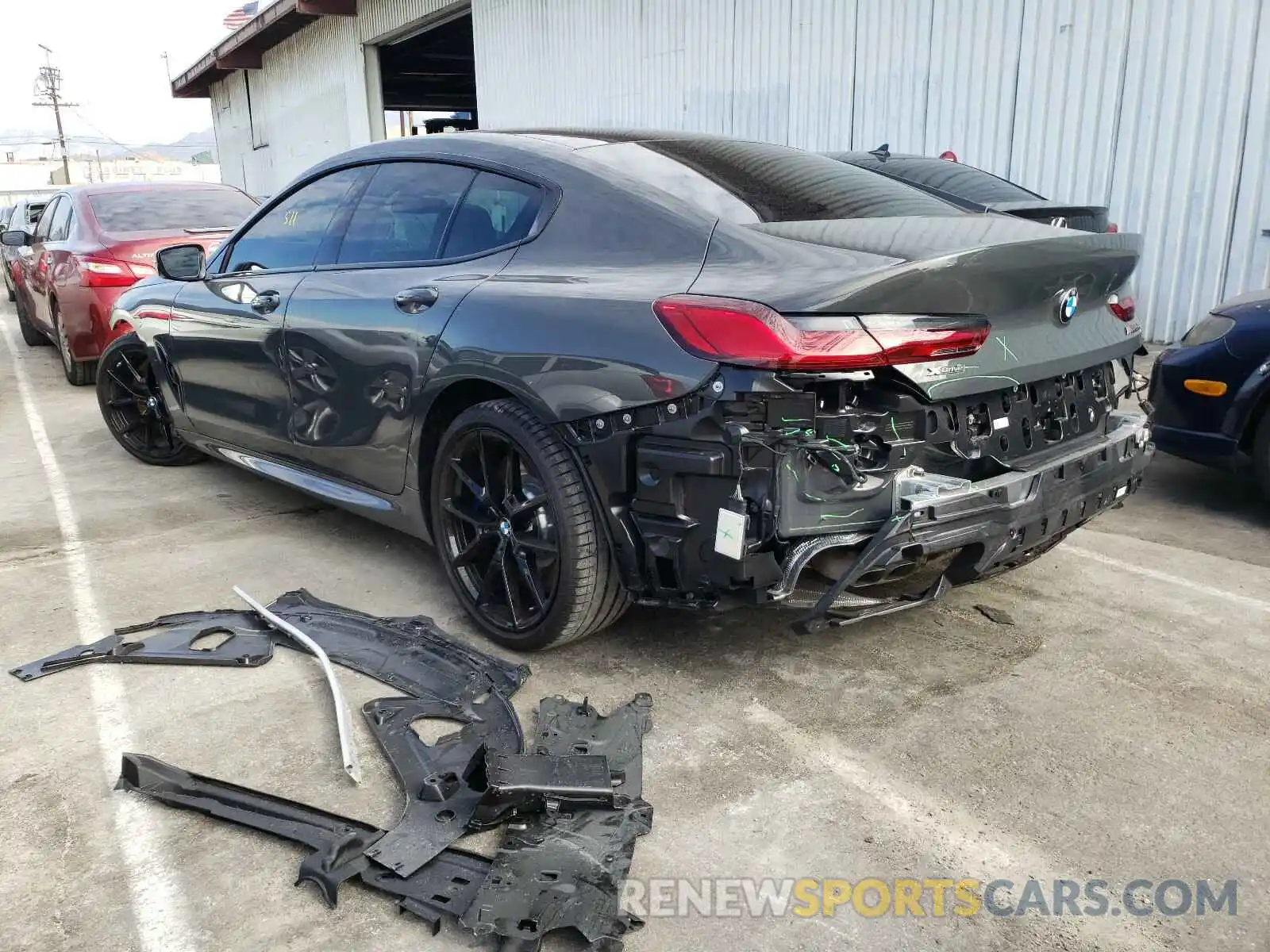 3 Photograph of a damaged car WBAGV8C01LCE47689 BMW M8 2020