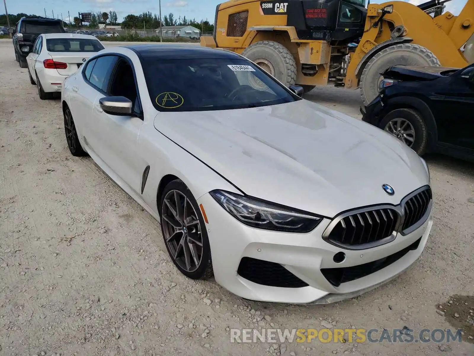 1 Фотография поврежденного автомобиля WBAGV8C04LBP48802 BMW M8 2020